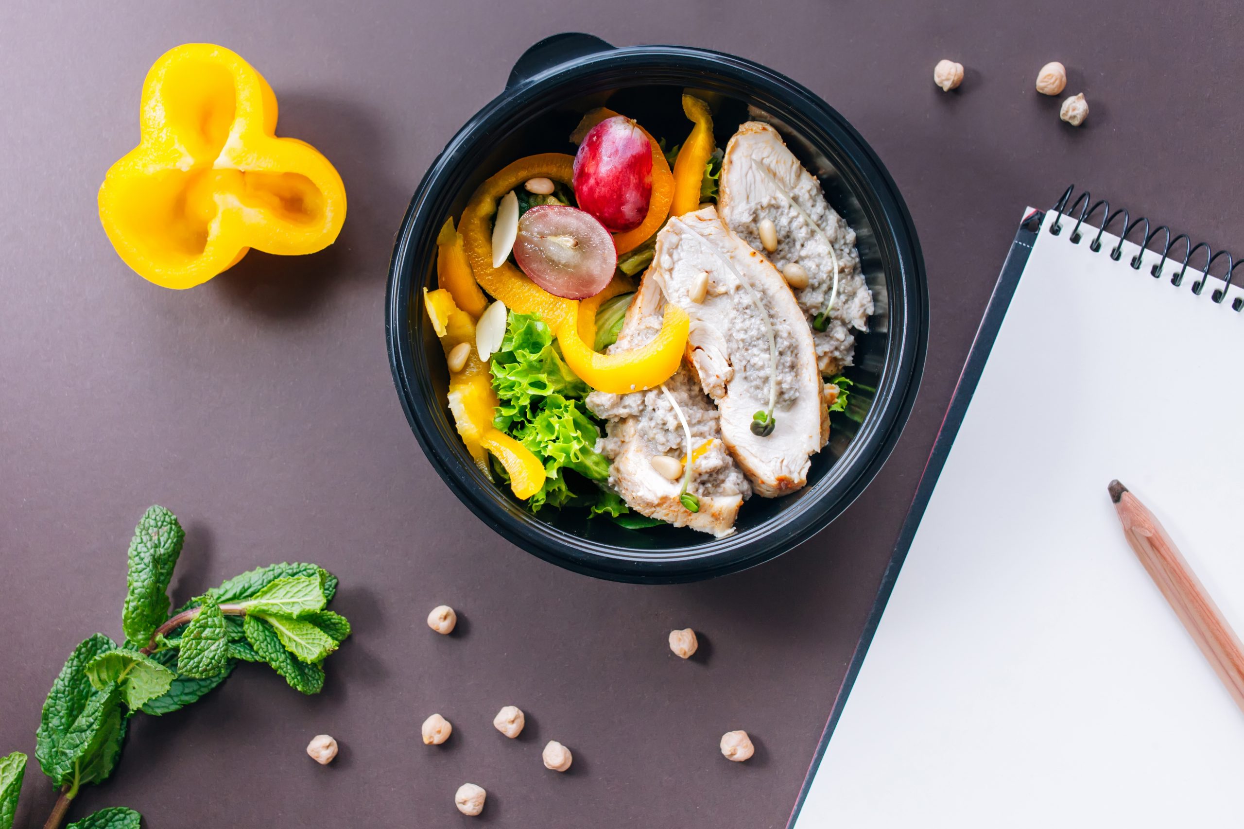 Xây dựng chế độ ăn cân bằng để hỗ trợ hệ tiêu hóa khỏe mạnh